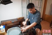 广饶成都“90后”小伙“十年磨一剑”：从爱好者到守艺人 传播中国文化
