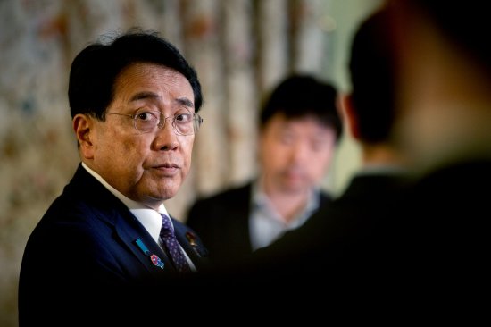 日本贸易谈判代(👹)表赤泽亮正据悉本周考虑返回华盛顿继续谈判